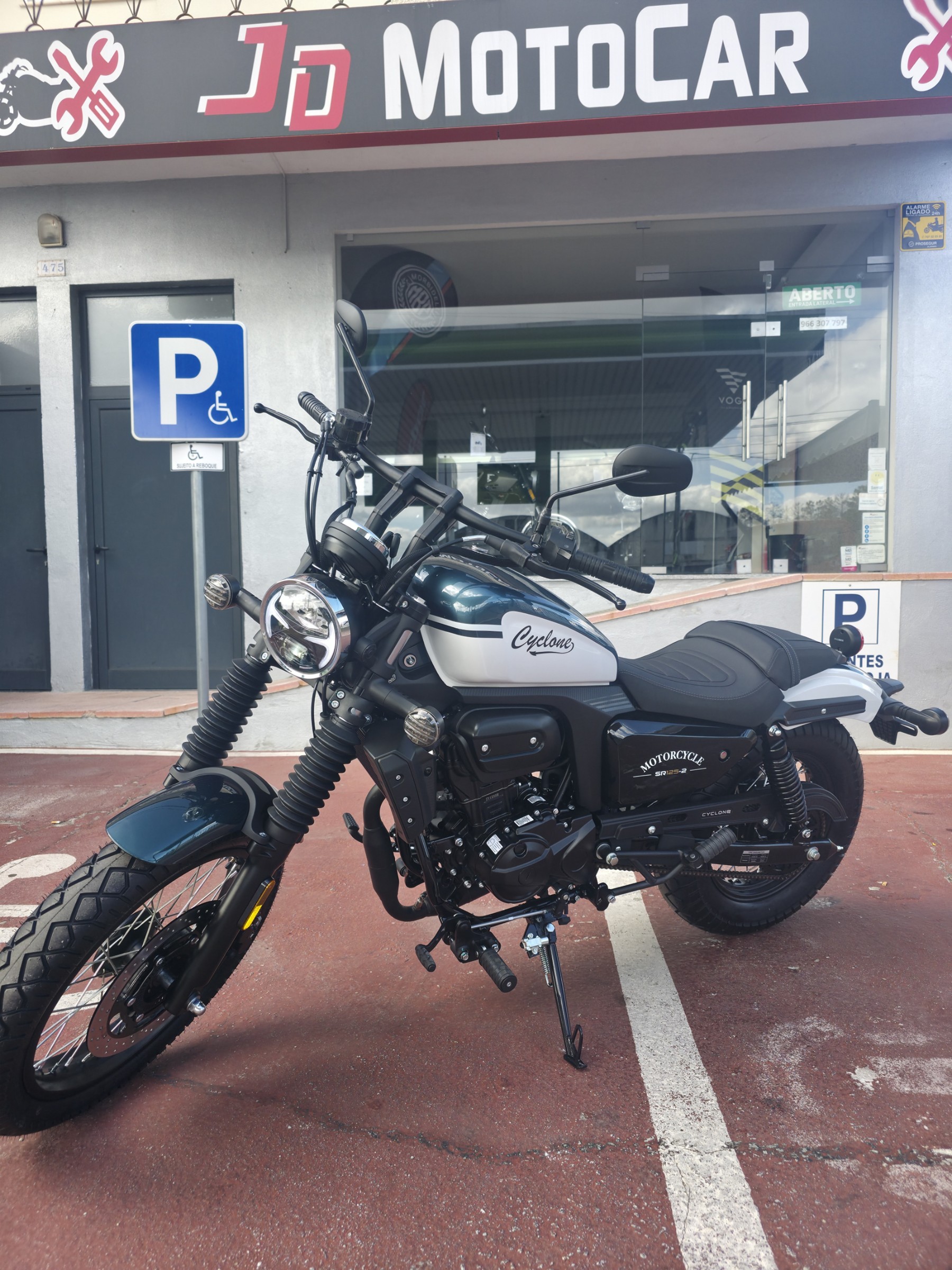 Cyclone RA 125 PLUS
